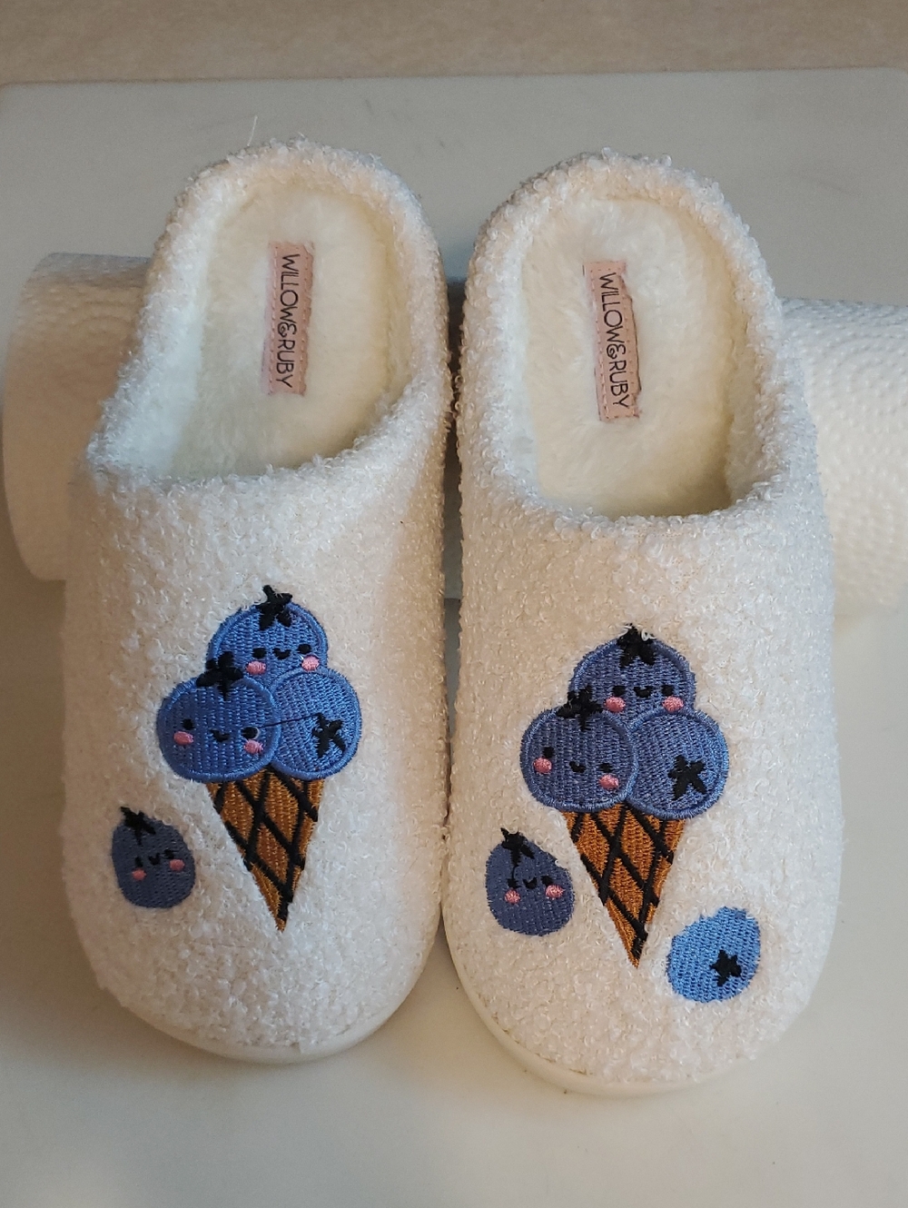 Willow & Ruby Cream Blue Berry Ice Cream Slippers